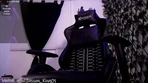 Snapshot of jasson_king01 chatting on 01-18-26, 01:09 JKing online show from 01-18-26, 01:09