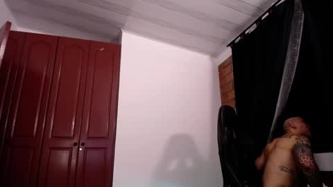 Snapshot of jasson_king01 chatting on 05-23-26, 02:50 JKing online show from 05-23-26, 02:50