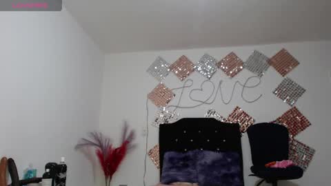 Snapshot of jatzibe_hot_93 chatting on 05-19-26, 07:20 Jatzibe online show from 05-19-26, 07:20