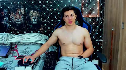 Snapshot of javiersexymann chatting on 02-26-26, 07:24 Javier online show from 02-26-26, 07:24