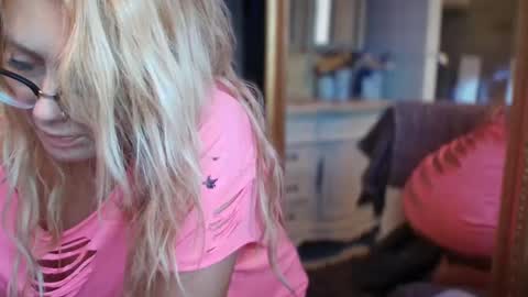 JAV online show from 09-25-25, 11:52