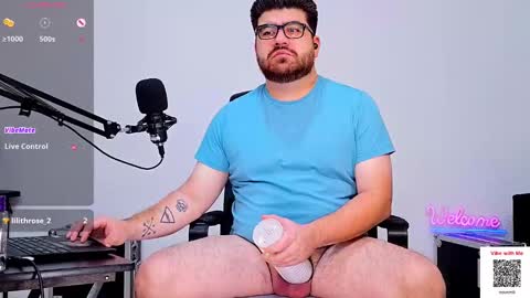 Jax Luna online show from 12-16-24, 08:05