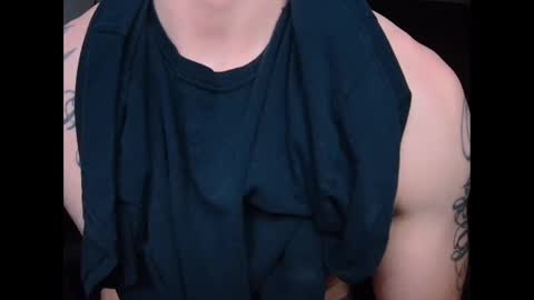 Snapshot of jaxjohnson12 chatting on 11-06-25, 12:00 jaxjohnson12 online show from 11-06-25, 12:00