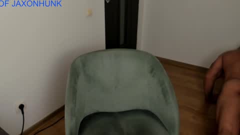 JaxonHunk online show from 12-31-24, 01:47