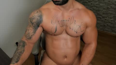 JaxonHunk online show from 10-05-25, 02:54
