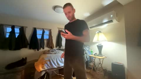 Snapshot of jay976696 chatting on 02-02-26, 10:52 jay976696 online show from 02-02-26, 10:52