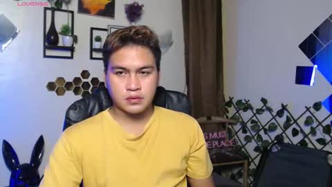 Snapshot of jay_hotcummer chatting on 03-29-26, 08:25 JL online show from 03-29-26, 08:25