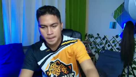 Snapshot of jay_hotcummer chatting on 04-01-26, 11:33 JL online show from 04-01-26, 11:33