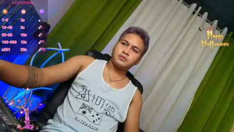 Snapshot of jay_hotcummer chatting on 04-21-26, 07:58 JL online show from 04-21-26, 07:58