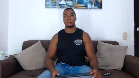 Snapshot of jay_smit chatting on 12-10-24, 01:43 jay smit online show from 12-10-24, 01:43