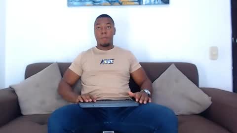 Snapshot of jay_smit chatting on 12-26-24, 11:35 jay smit online show from 12-26-24, 11:35