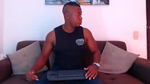 Snapshot of jay_smit chatting on 12-28-24, 06:08 jay smit online show from 12-28-24, 06:08