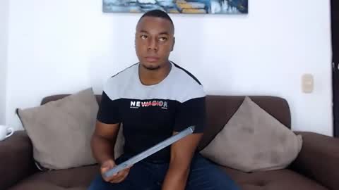 Snapshot of jay_smit chatting on 01-17-25, 02:18 jay smit online show from 01-17-25, 02:18