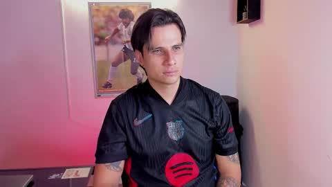 Jay Alvarrez online show from 10-01-25, 07:09