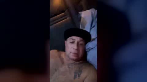 Snapshot of jayandmlove chatting on 06-18-26, 02:23 jayandmlove online show from 06-18-26, 02:23