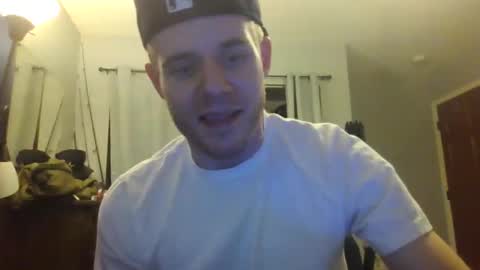 Snapshot of jaybrik92 chatting on 12-14-25, 01:22 Jlio Delgauto online show from 12-14-25, 01:22