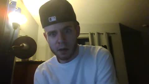 Snapshot of jaybrik92 chatting on 12-23-25, 03:26 Jlio Delgauto online show from 12-23-25, 03:26