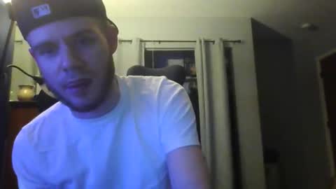 Snapshot of jaybrik92 chatting on 02-04-26, 02:39 Jlio Delgauto online show from 02-04-26, 02:39