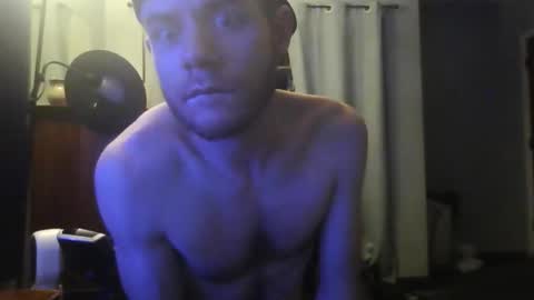 Snapshot of jaybrik92 chatting on 02-14-26, 04:09 Jlio Delgauto online show from 02-14-26, 04:09