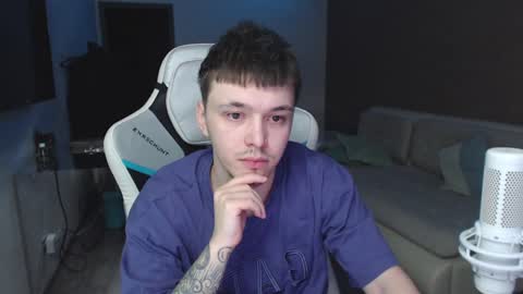 Snapshot of jayce_icestone chatting on 12-10-24, 02:50 Jayce online show from 12-10-24, 02:50