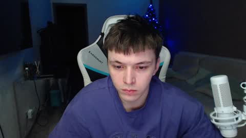 Snapshot of jayce_icestone chatting on 12-22-24, 05:01 Jayce online show from 12-22-24, 05:01