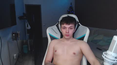 Snapshot of jayce_icestone chatting on 01-10-25, 07:35 Jayce online show from 01-10-25, 07:35