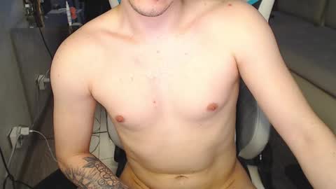 Snapshot of jayce_icestone chatting on 03-12-25, 02:52 Jayce online show from 03-12-25, 02:52