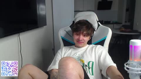 Jayce online show from 05-20-26, 02:23