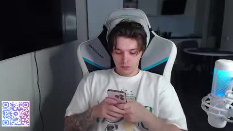 Jayce online show from 07-05-26, 02:57