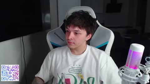 Jayce online show from 08-06-26, 03:47
