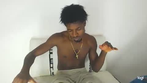 Snapshot of jaycolinss chatting on 02-01-25, 07:47 jaycollins online show from 02-01-25, 07:47