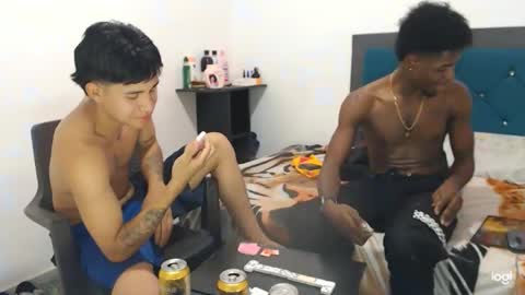 Snapshot of jaycolinss chatting on 03-08-25, 08:14 jaycollins online show from 03-08-25, 08:14