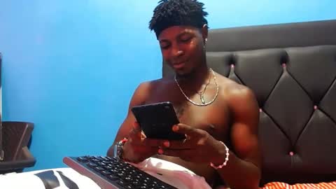 Snapshot of jaycolinss chatting on 02-05-26, 05:23 jaycollins online show from 02-05-26, 05:23