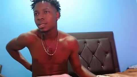 Snapshot of jaycolinss chatting on 02-05-26, 11:42 jaycollins online show from 02-05-26, 11:42