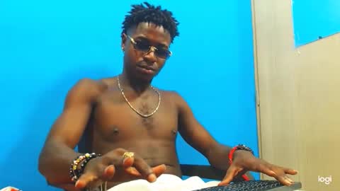 Snapshot of jaycolinss chatting on 02-23-26, 07:55 jaycollins online show from 02-23-26, 07:55