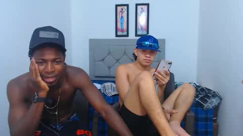 Snapshot of jaycolinss chatting on 03-11-26, 09:54 jaycollins online show from 03-11-26, 09:54