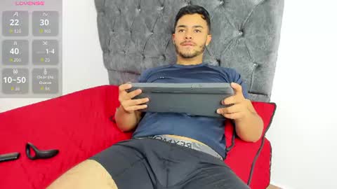 jayd_muscle1 online show from 06-10-26, 05:23