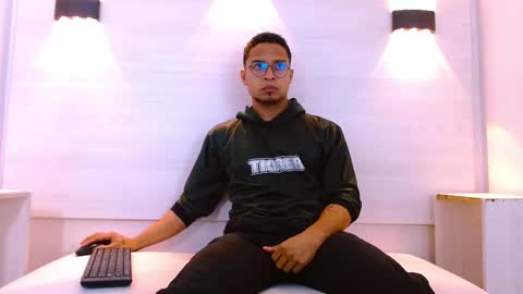 Snapshot of jayden_morris chatting on 11-12-25, 11:10 Jayden Morris online show from 11-12-25, 11:10