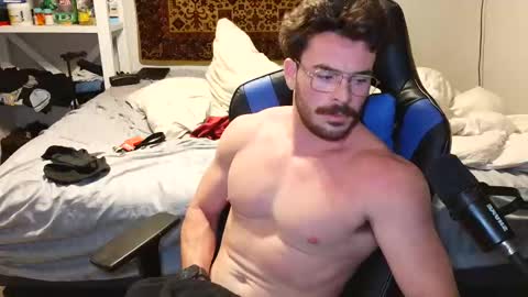 Snapshot of jaypipeahoe chatting on 11-11-25, 06:08 jaypipeahoe online show from 11-11-25, 06:08