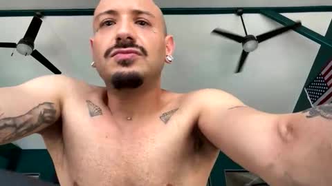 Snapshot of jayruthless666 chatting on 04-01-26, 06:49 jayruthless666 online show from 04-01-26, 06:49