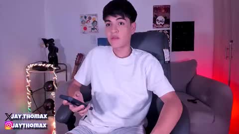 jaythomax online show from 02-19-25, 04:55