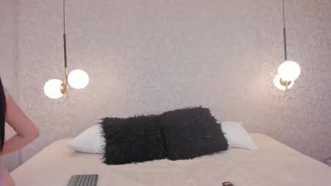Snapshot of jazlin_angels chatting on 10-03-25, 05:48 JAZLIN ANGELS online show from 10-03-25, 05:48
