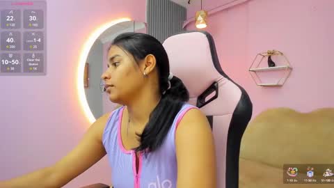 jazmin  online show from 09-19-25, 10:27