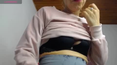 jazmin online show from 09-26-25, 09:08