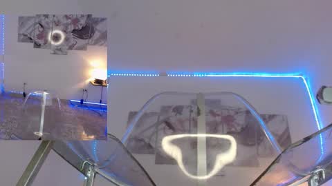 Snapshot of jazmin_ross chatting on 02-14-26, 01:02 jazmin online show from 02-14-26, 01:02