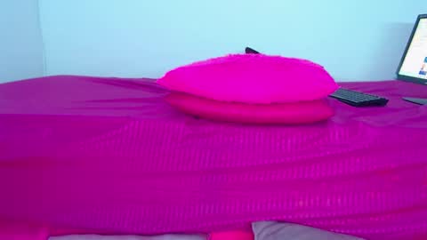 jazmin online show from 03-01-26, 02:13