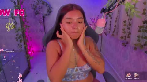 Snapshot of jazmineferrari1 chatting on 12-28-24, 07:44 Jazmine online show from 12-28-24, 07:44