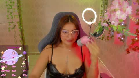 Snapshot of jazmineferrari1 chatting on 01-20-25, 01:21 Jazmine online show from 01-20-25, 01:21