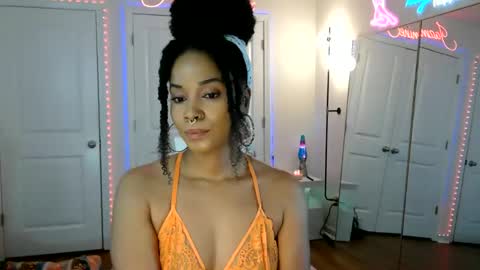 Jazmine Fox online show from 05-16-26, 04:39