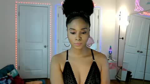 Jazmine Fox online show from 05-23-26, 05:28